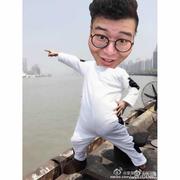 做梦少年徐一炜的个人资料头像