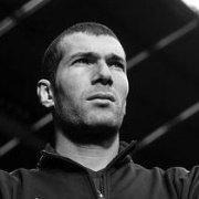 爱你的人去了的个人资料头像