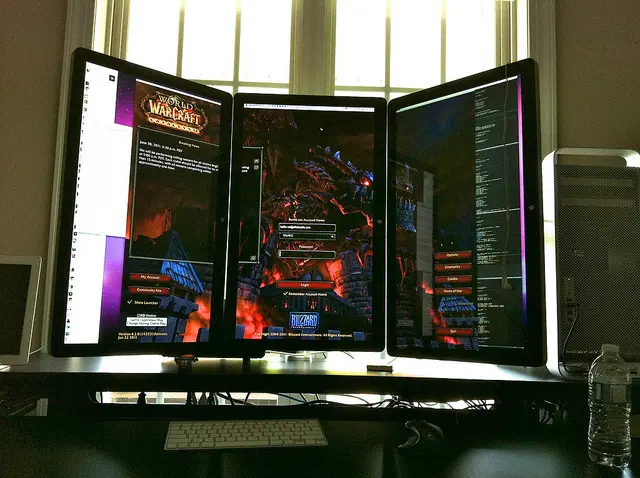 Elliot Cable的开发工作站