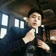 一岁时最帅的个人资料头像