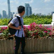 在地心转三圈的个人资料头像