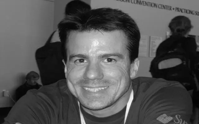 Debian 创始人 Ian Murdock 先生去世，享年 42 岁！