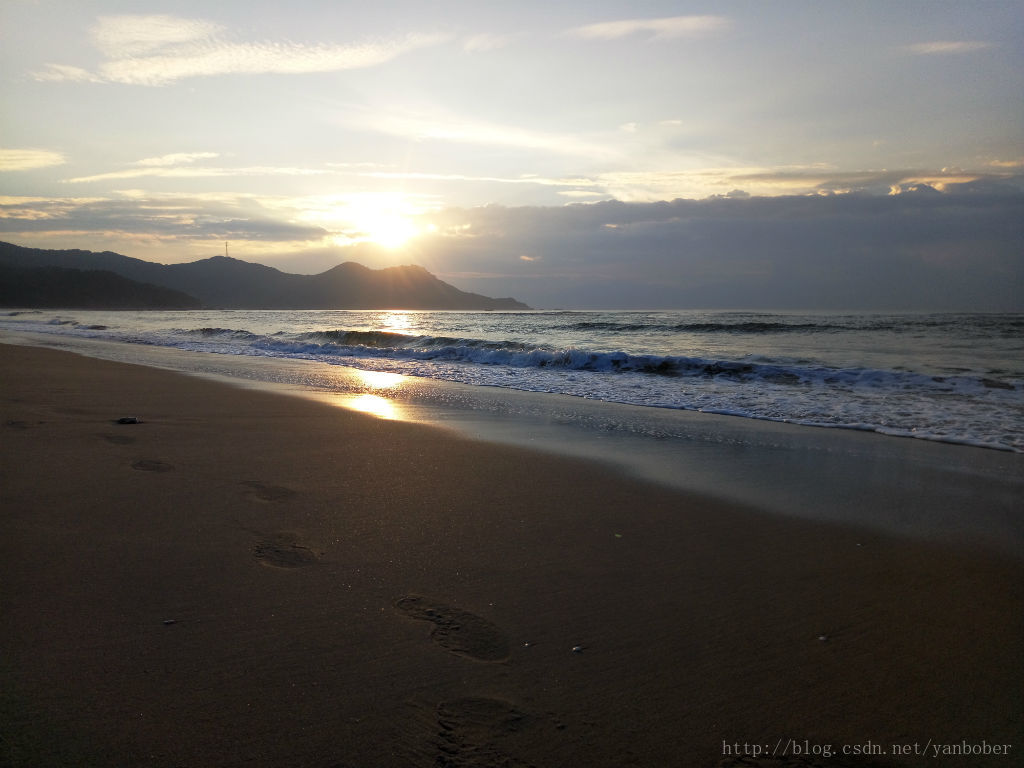 这里写图片描述