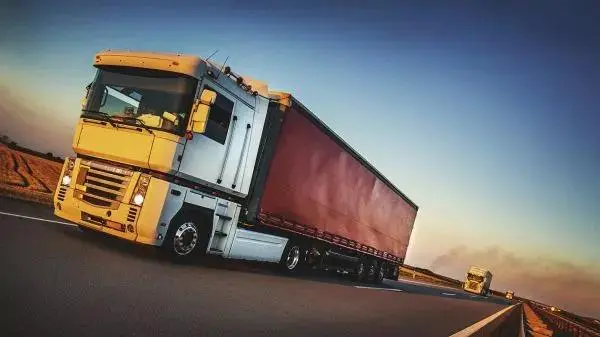 腾讯、锤子、香奈儿相继亮相的成都，有哪些互联网公司可以去？-20171121早读课