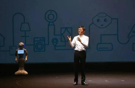 马云再次成功了！刚刚，阿里巴巴正式宣布再出两大产品！