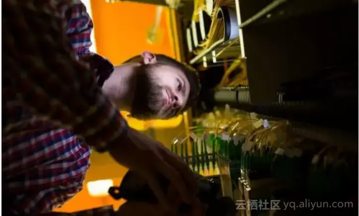 6ec7b745f3a61cd3dd4b86f7e0ce4d5a2c552941