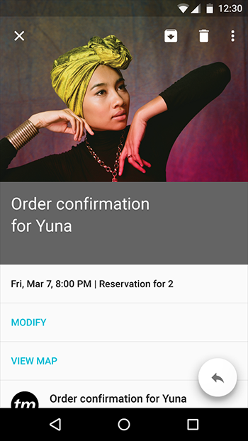 对于特定的实物，首先考虑用摄影来表现。