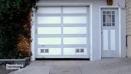 天才黑客！17岁打脸乔布斯，20岁搞疯索尼，26岁叫板特斯拉，写2000行代码市值8000万美金