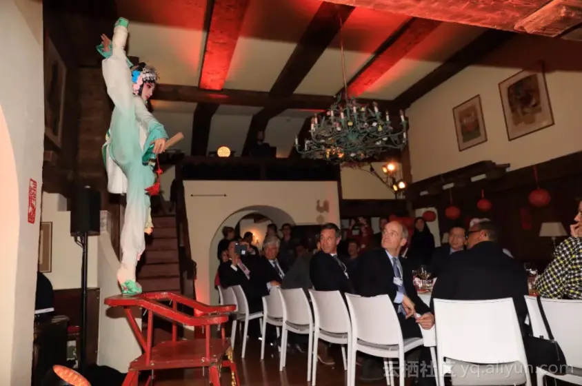 8605aeaaedbed01b5c3650fabc2d413b6123fd8f