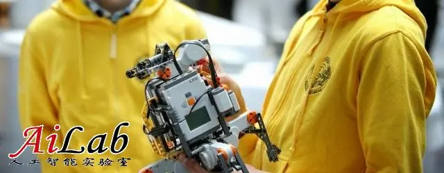 谷歌发布Open Roberta云平台 推广机器人编程