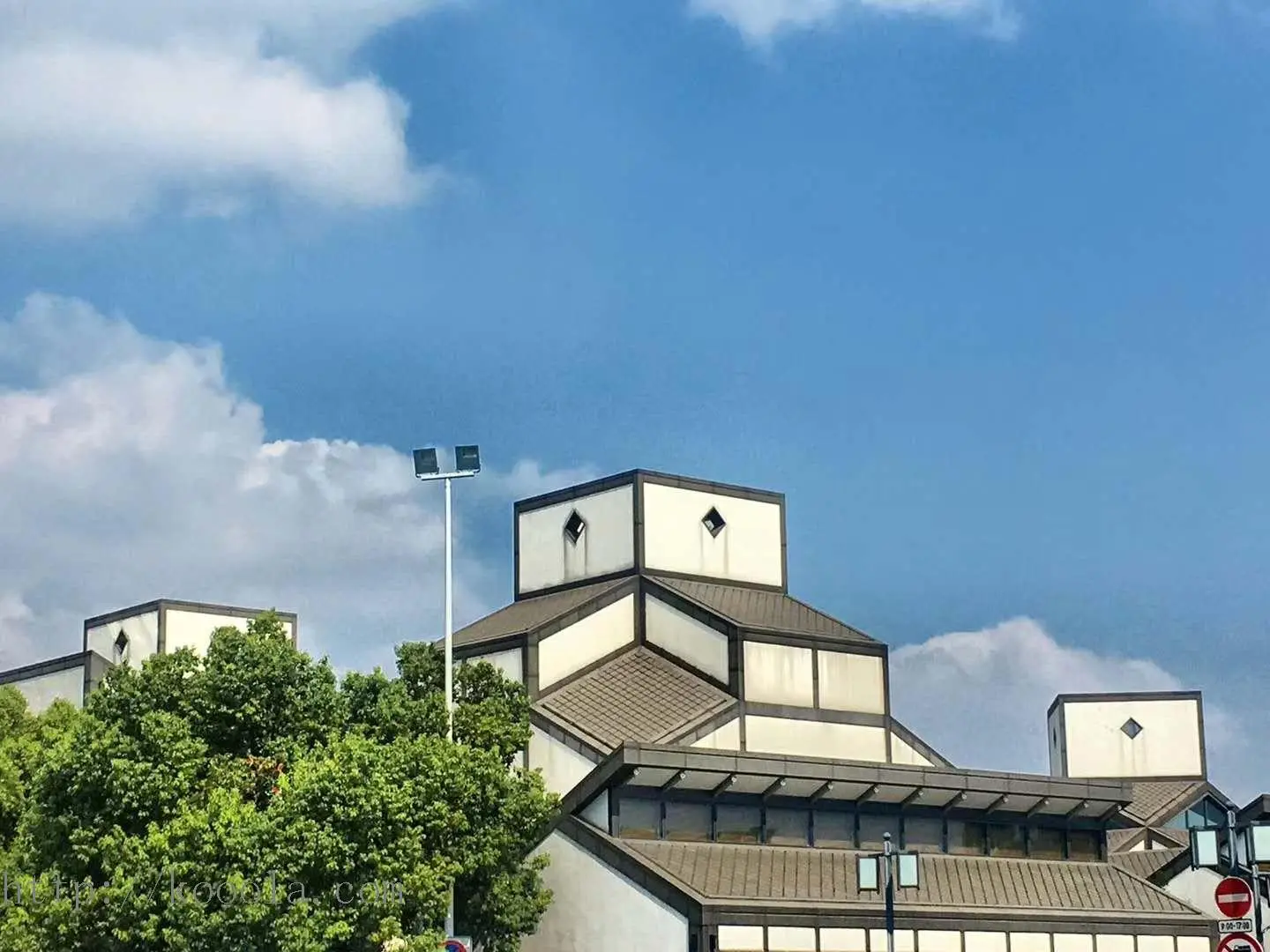 请输入图片描述