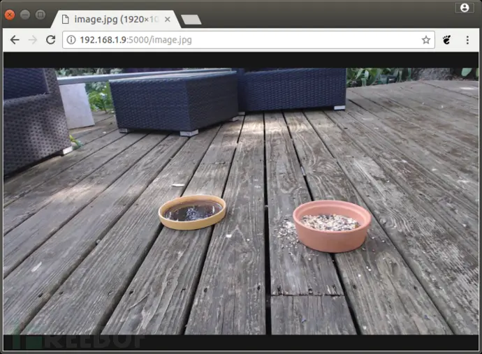 Python+树莓派+YOLO打造一款人工智能相机
                                                            