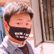 故事二分之一的个人资料头像