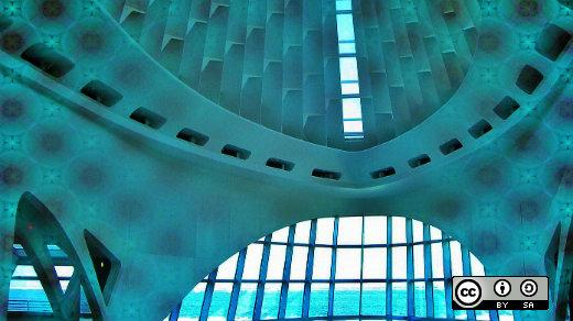 Microservices vs. monolith: How to choose Microservices vs. monolith: How to choose