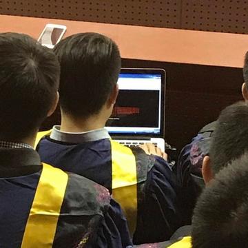 程序员趣事于2018-08-10 07:18发布的图片