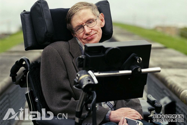 史蒂芬.霍金：警惕政府“人工智能军备竞赛”