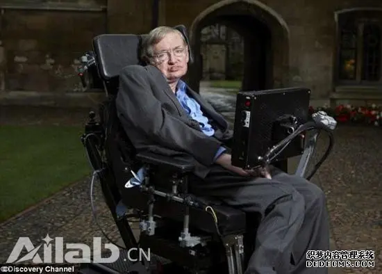 人工智能机器人飞速发展 霍金担忧:威胁超核武