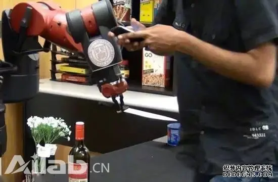 人工智能若进军职场会计与金融专业将最受冲击