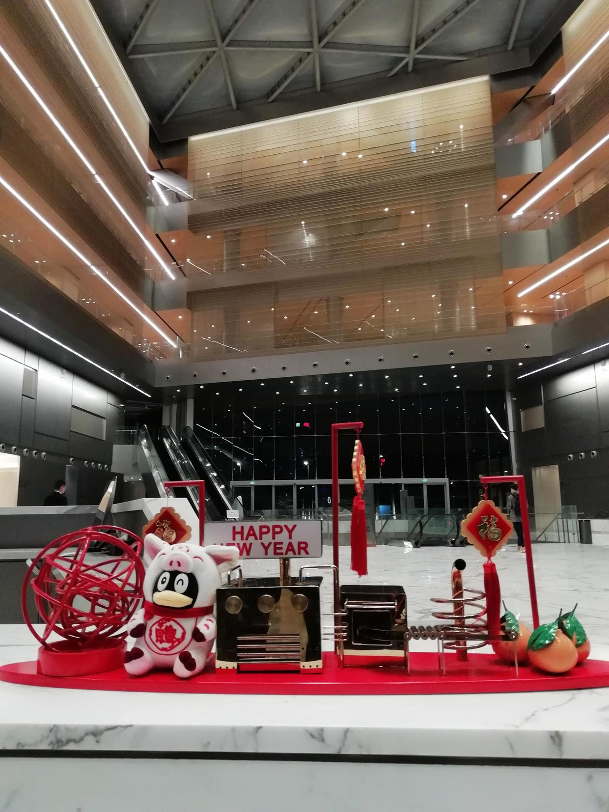 大厅——第一条“腰带”