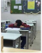 上帝是个写诗的coder的个人资料头像