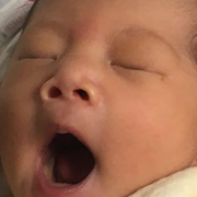 错误代码女神的个人资料头像