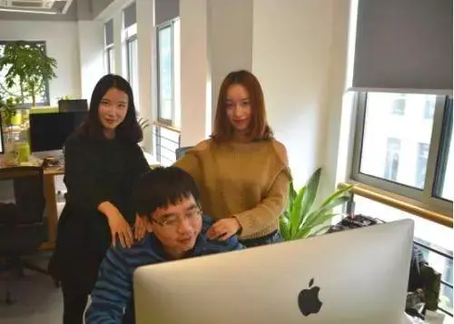 首次曝光：大厂都是这样过1024程序员节的，看的我都酸了