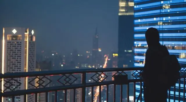 辍学北漂，从月薪2k服务员到2W报表工程师，我的数据追梦故事