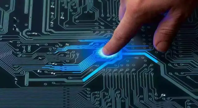 妈妈你看！AI机器人要建造全自动化零食工厂啦！妈妈：你做梦