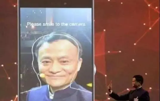 7条人命、潜逃23年，“整容逃犯”劳荣枝竟被“它”一眼认出