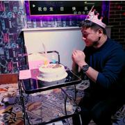 sktMarin14385的个人资料头像