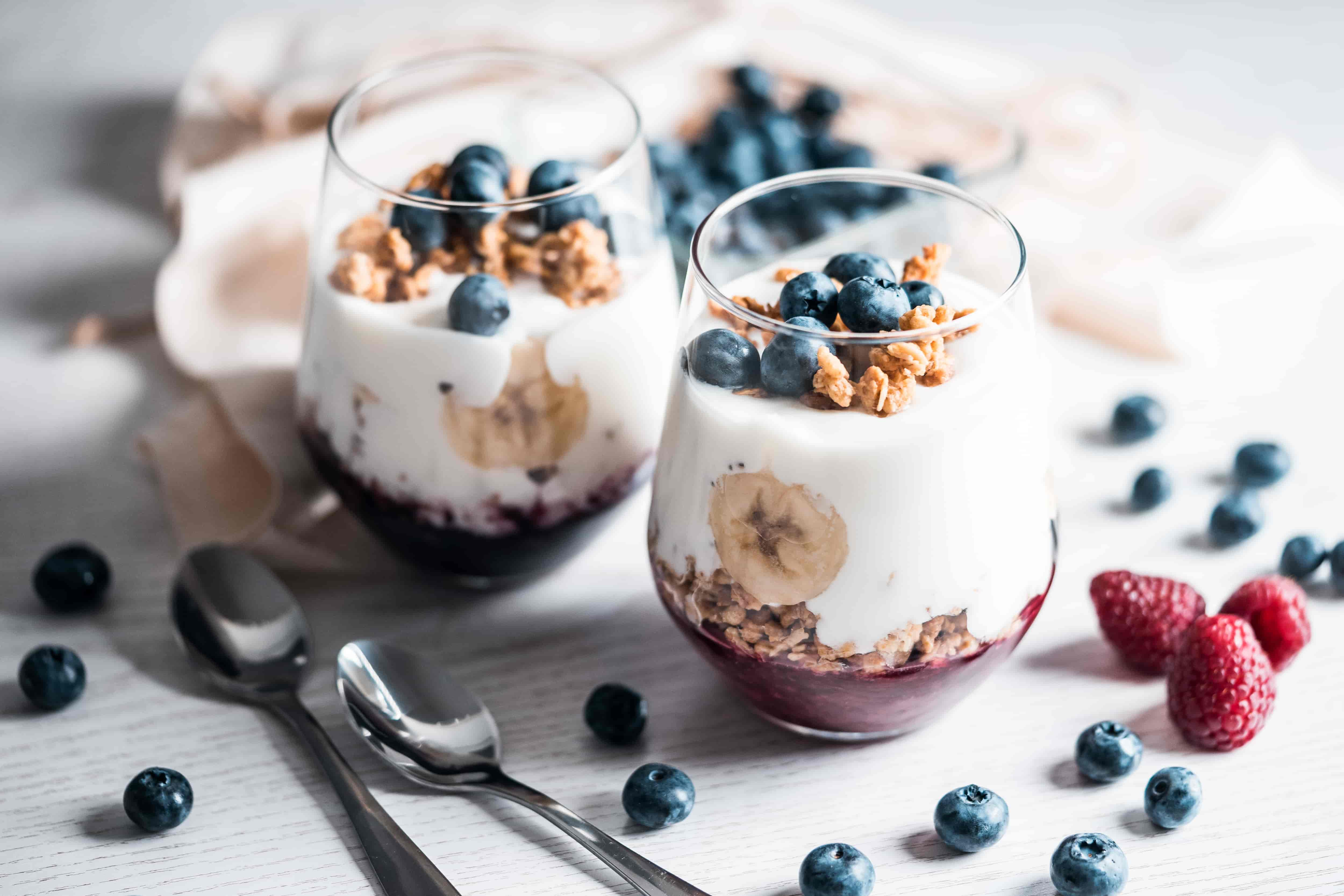 musli-yogurt-with-blueberries-picjumbo-com-min.jpg