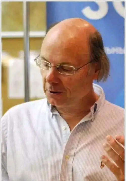 各大语言之父，你认识几个？Python之父，头发最茂盛？