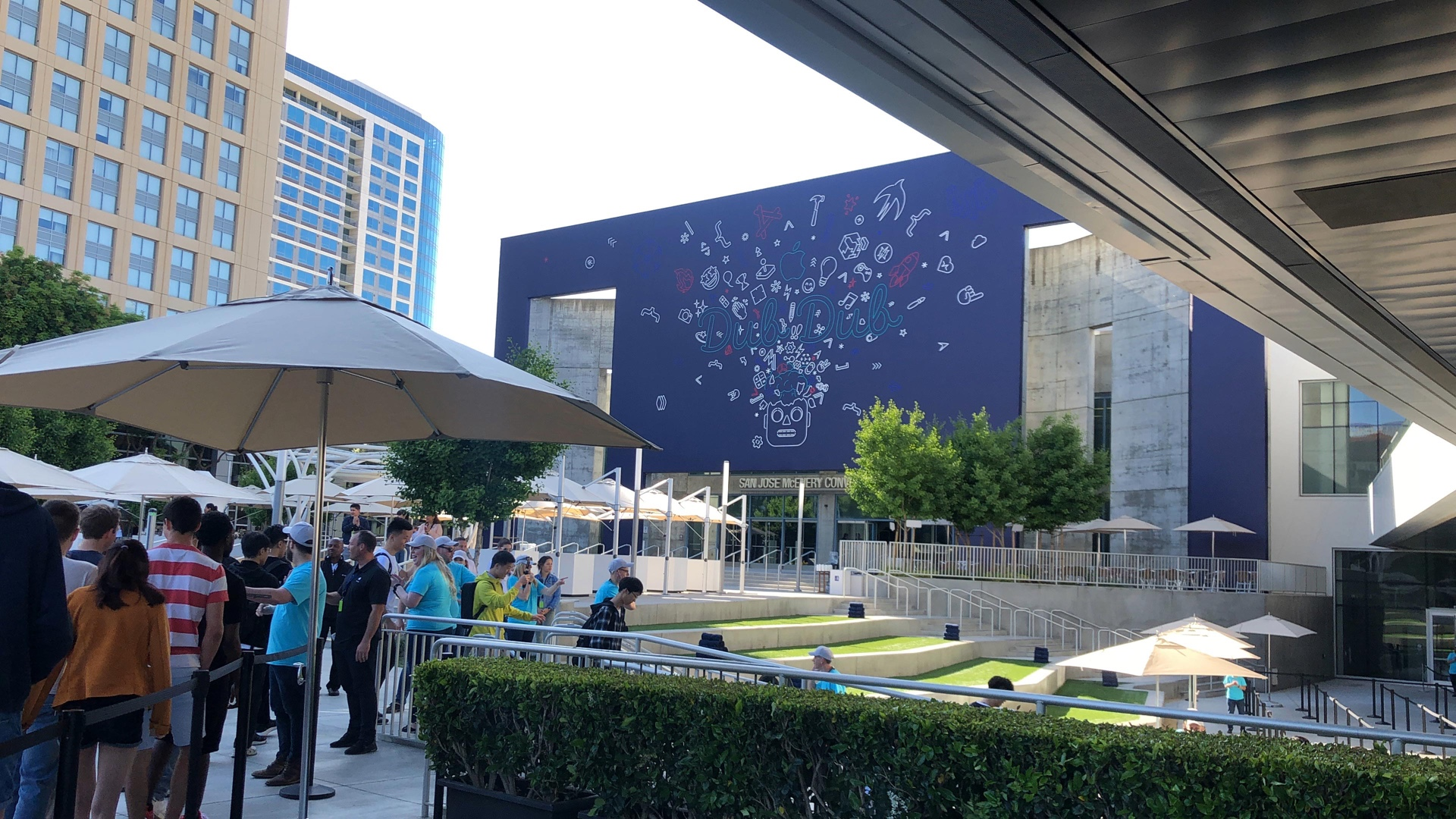 wwdc19-check-in-queue