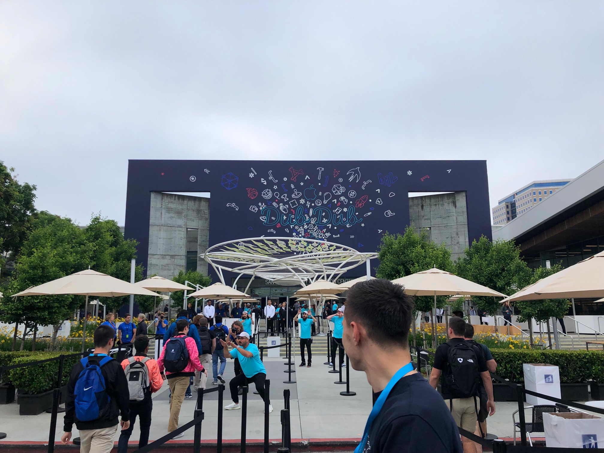 wwdc19-convention-center-morning