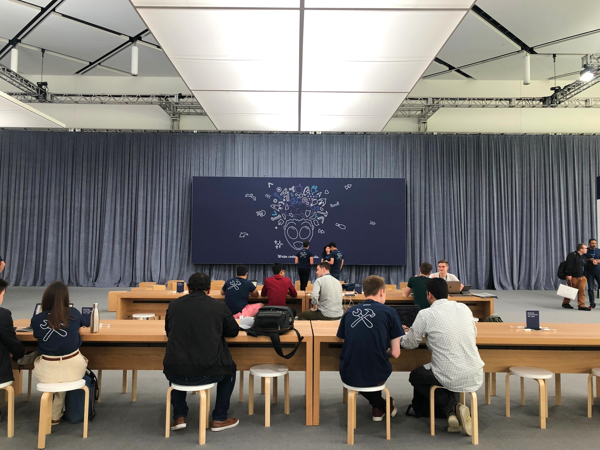 wwdc19-labs-view
