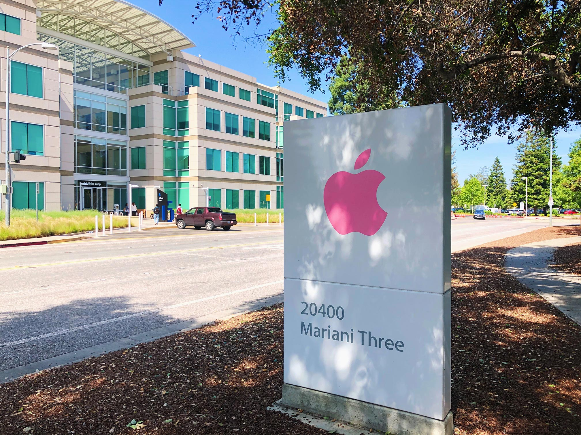 infinity-loop-pink-apple