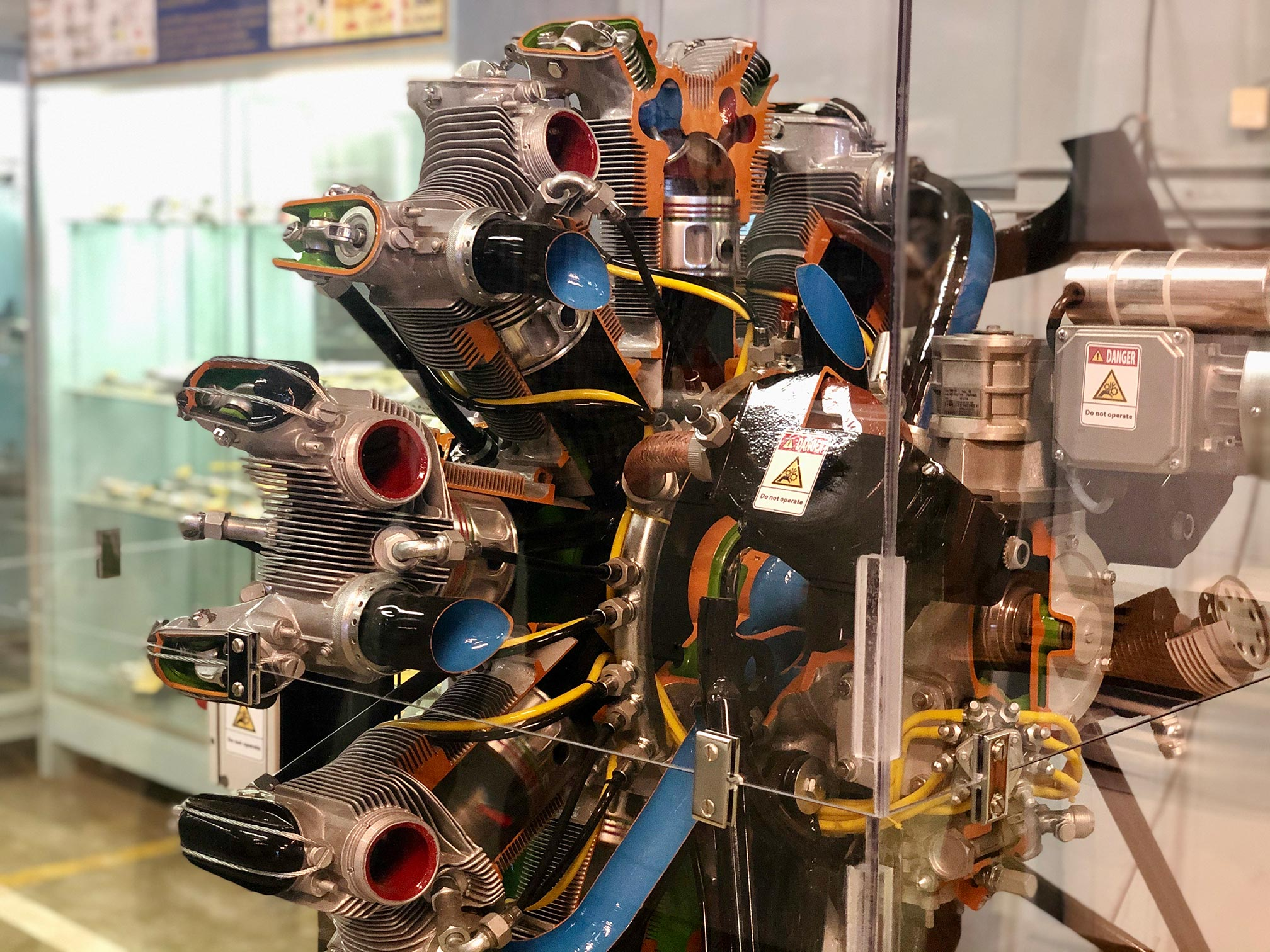 nasa-museum-helicopter-engine
