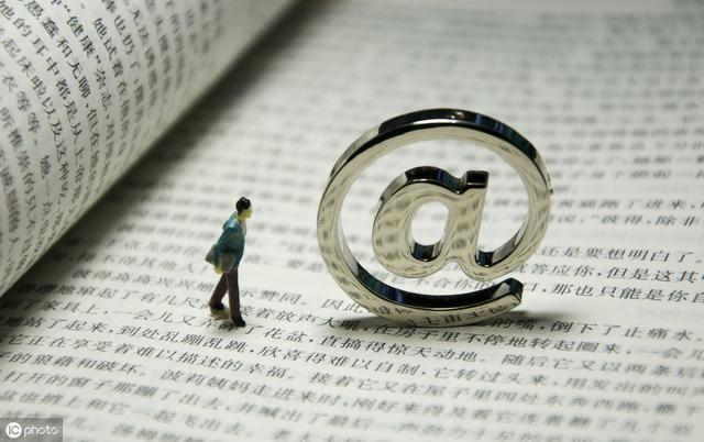 Python学习教程:用队列实现栈