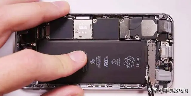 手机用久了总是会卡顿？教你这3招，旧手机流畅度堪比新机