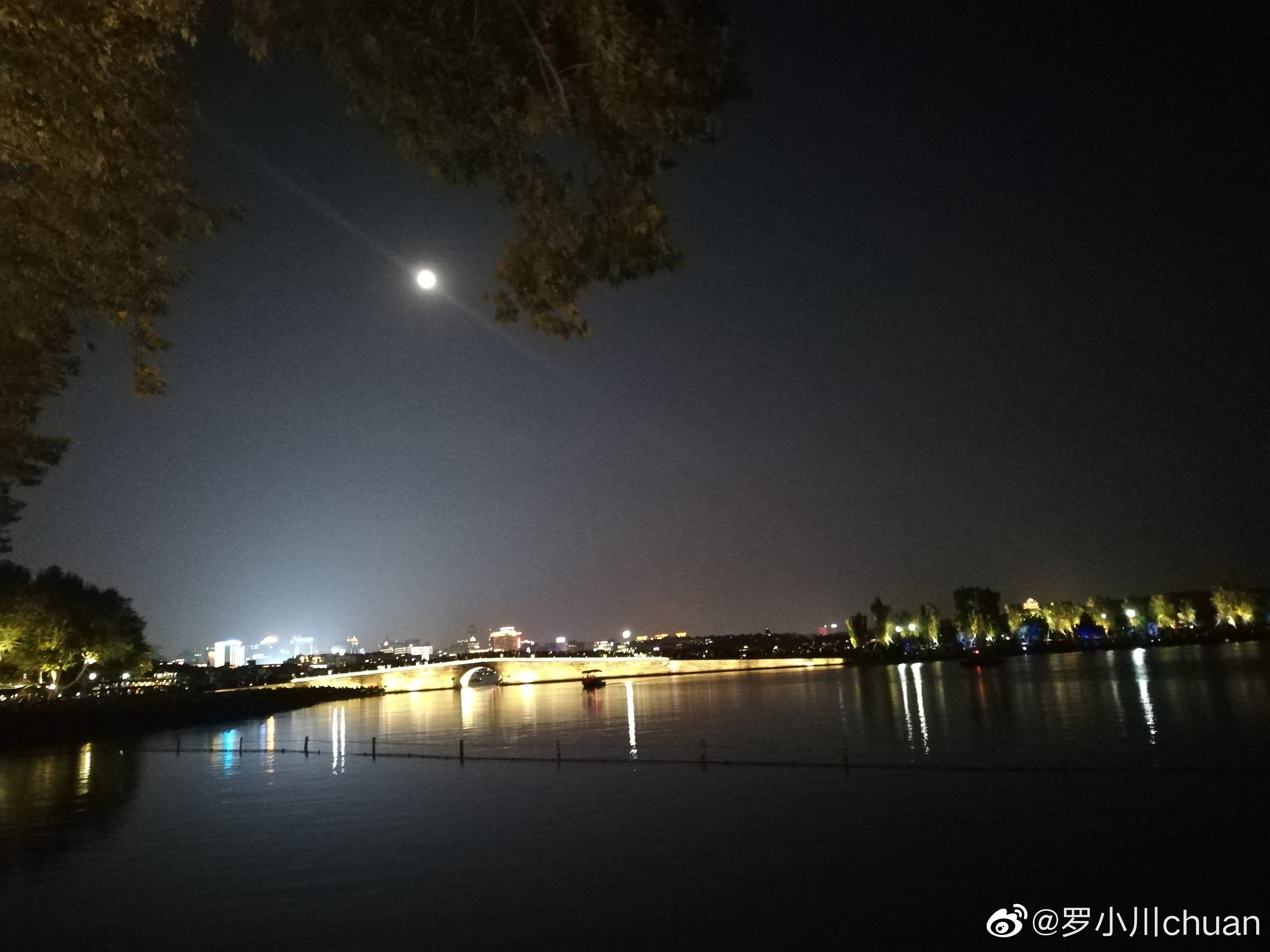 中秋西湖边1