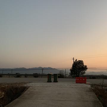 专业捡垃圾20年于2020-02-11 13:07发布的图片