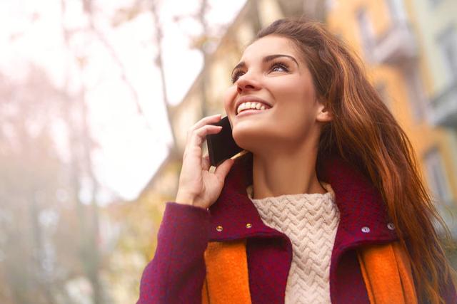 通过JAD反编译工具我发现了很多有意思的代码