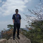 charly的个人资料头像