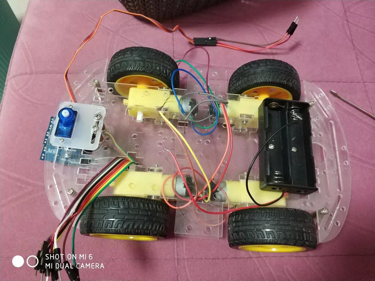 这下小车就算拼装好了