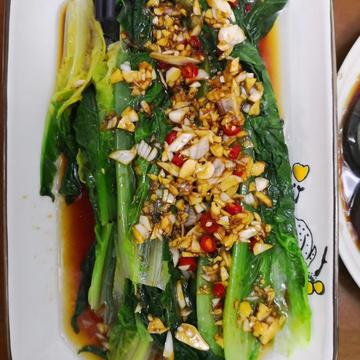 咖啡店看见的那只狗于2020-07-22 09:45发布的图片