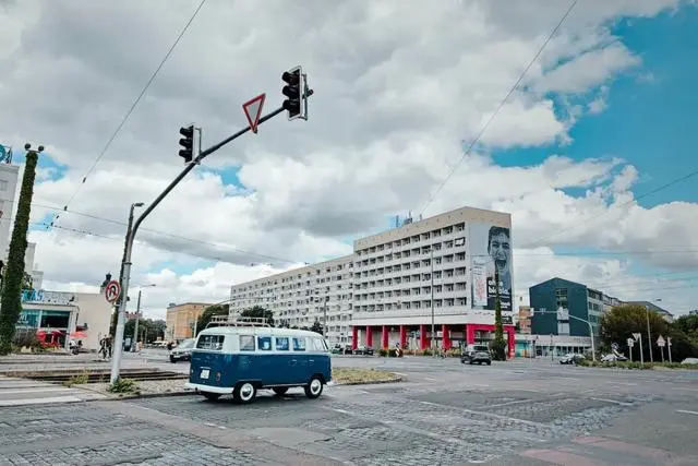 “我就是搞技术的，政治一窍不通”，该怎么办呢？