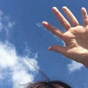 水果硬糖09的个人资料头像