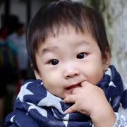 橙色的颜色的个人资料头像