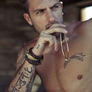 vijaySolo的个人资料头像