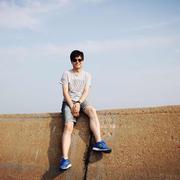 砌墙的民工的个人资料头像